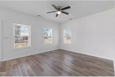 821 S 5th Street, Smithfield, NC 27577 - Photo 7