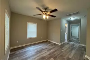 403 Spring Ct, Henderson, NC 27536 - Photo 3