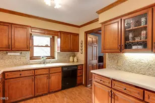 8229 Morgans Way, Raleigh, NC 27613 - Photo 9