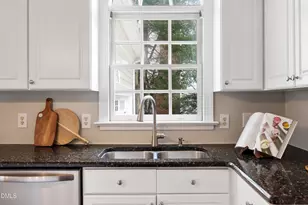 103 Lyncroft Ln, Cary, NC 27519 - Photo 25