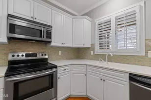 230 Lake Park Cir, Smithfield, NC 27577 - Photo 5