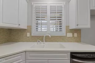 230 Lake Park Cir, Smithfield, NC 27577 - Photo 9