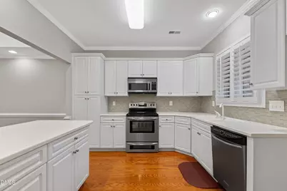 230 Lake Park Circle, Smithfield, NC 27577 - Photo 5