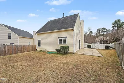 103 Thorncrest Drive, Apex, NC 27539 - Photo 17