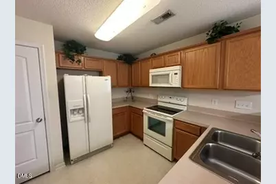 7706 Oliver Park Drive, Whitsett, NC 27377 - Photo 5