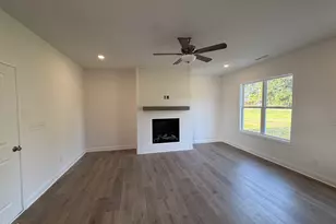 61 W Coulter Ct, Selma, NC 27576 - Photo 1