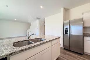 937 Berkeley Glen Rd, Zebulon, NC 27597 - Photo 9