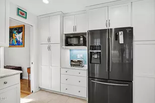 1312 Leclair St, Chapel Hill, NC 27517 - Photo 11