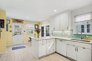 1312 Leclair St, Chapel Hill, NC 27517 - Photo 3