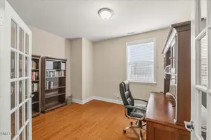 631 Ashburn Ln, Durham, NC 27703 - Photo 23