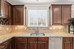 631 Ashburn Ln, Durham, NC 27703 - Photo 21