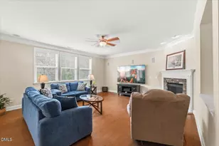 631 Ashburn Ln, Durham, NC 27703 - Photo 9