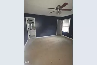 727 N Orange Street, Coats, NC 27521 - Photo 7