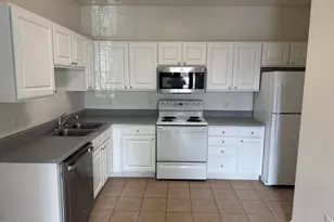 2501 Huntscroft Ln, Raleigh, NC 27617 - Photo 7