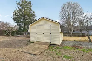 1009 Driftwood Dr, Siler City, NC 27344 - Photo 37