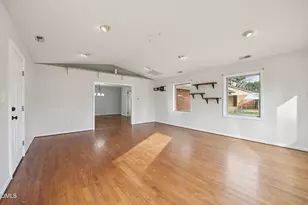 1009 Driftwood Dr, Siler City, NC 27344 - Photo 7