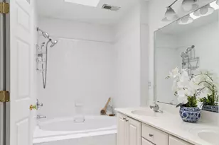 218 Oxford Hills Dr, Chapel Hill, NC 27514 - Photo 19