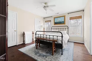 218 Oxford Hills Dr, Chapel Hill, NC 27514 - Photo 15