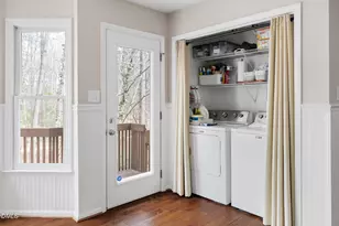 218 Oxford Hills Dr, Chapel Hill, NC 27514 - Photo 13