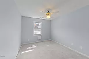 319 Silverberry Ct, Cary, NC 27513 - Photo 17