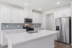 1454 Hatteras Rd, Durham, NC 27703 - Photo 9