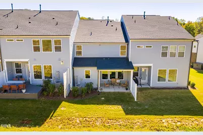 254 Deardom Way, Chapel Hill, NC 27516 - Photo 5