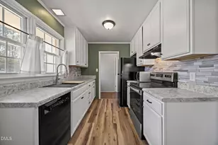 3521 Huntleigh Dr, Raleigh, NC 27604 - Photo 5