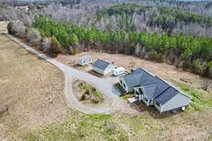 289 Jacobs Trl, Burlington, NC 27217 - Photo 3