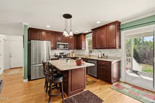 289 Jacobs Trl, Burlington, NC 27217 - Photo 5
