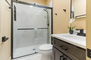 2324 Radiance Dr, Burlington, NC 27215 - Photo 29