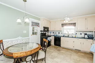 330 Ansley St, Rocky Mount, NC 27803 - Photo 9