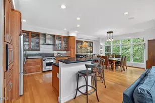 302 Edgewater Cir, Chapel Hill, NC 27516 - Photo 19