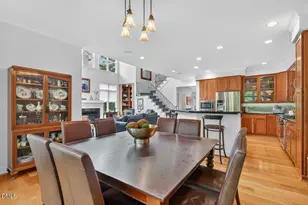 302 Edgewater Cir, Chapel Hill, NC 27516 - Photo 11