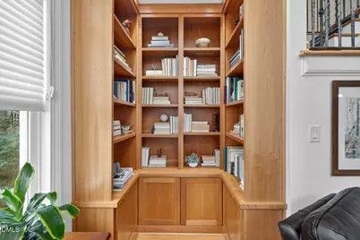 302 Edgewater Circle, Chapel Hill, NC 27516 - Photo 7