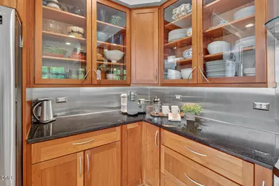 302 Edgewater Circle, Chapel Hill, NC 27516 - Photo 17