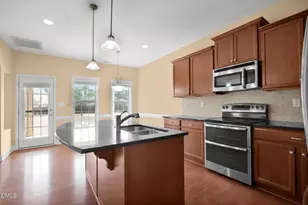 6605 StillWood Dr, Hope Mills, NC 28348 - Photo 9