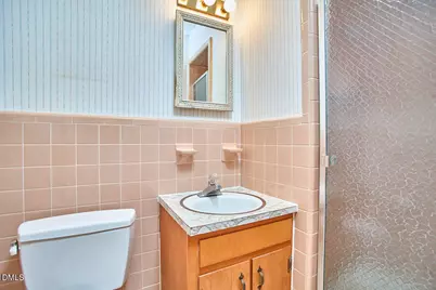 606 Churchill Drive, Chapel Hill, NC 27517 - Photo 41