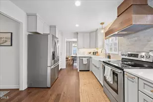 1126 Manchester Dr, Cary, NC 27511 - Photo 7