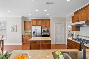 4118 Plum Branch Dr, Cary, NC 27519 - Photo 21