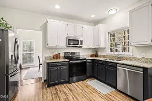 1701 Point O Woods Ct, Raleigh, NC 27604 - Photo 9