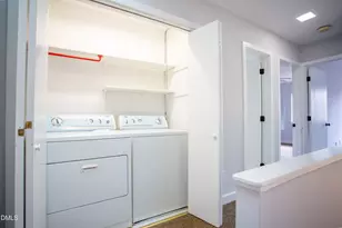 69 Fernwood Ln, Chapel Hill, NC 27516 - Photo 21