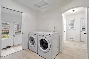 1014 Washington St, Cary, NC 27511 - Photo 23