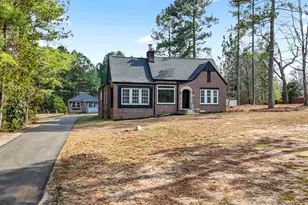 1811 Carthage St, Sanford, NC 27330 - Photo 3