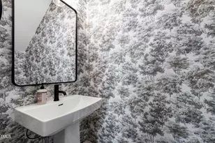 5705 Parker Pnes Ct, Raleigh, NC 27609 - Photo 17