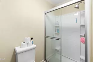 710 Powell Dr, Raleigh, NC 27606 - Photo 23