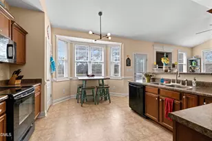 86 Thornhill Ct, Clayton, NC 27520 - Photo 13