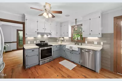 101 Springbrook Place, Cary, NC 27518 - Photo 13