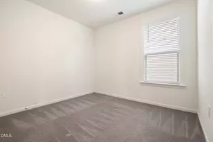 6434 Crown Pkwy, Durham, NC 27703 - Photo 25
