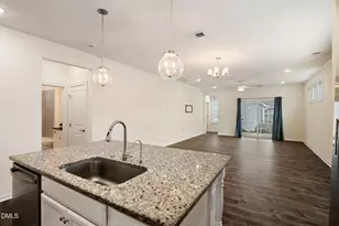 6434 Crown Pkwy, Durham, NC 27703 - Photo 13