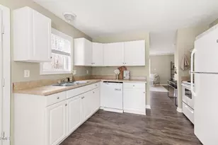 1004 Cheviot Ave, Durham, NC 27707 - Photo 9